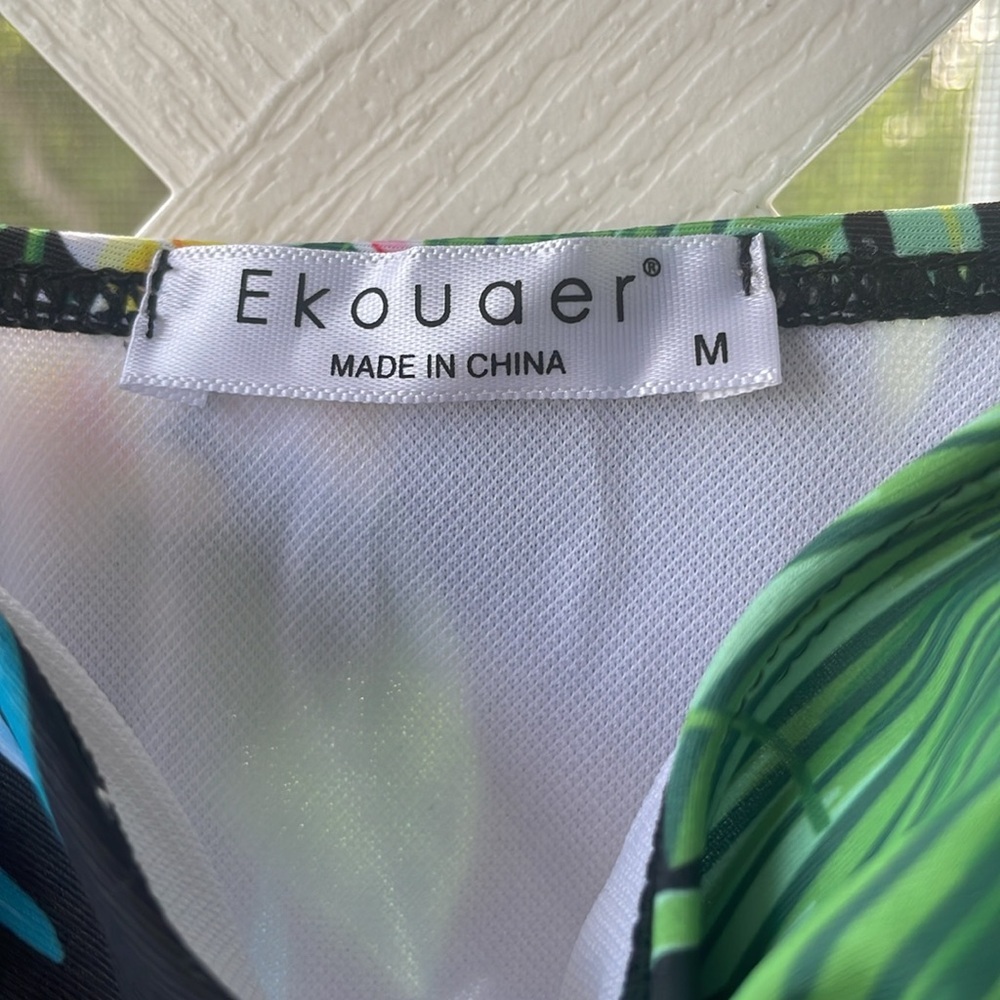 Ekouaer ‘Pat5 Black/Green Leaves’ One-Piece Ruched Retro Swimsuit - Picture 9 of 11
